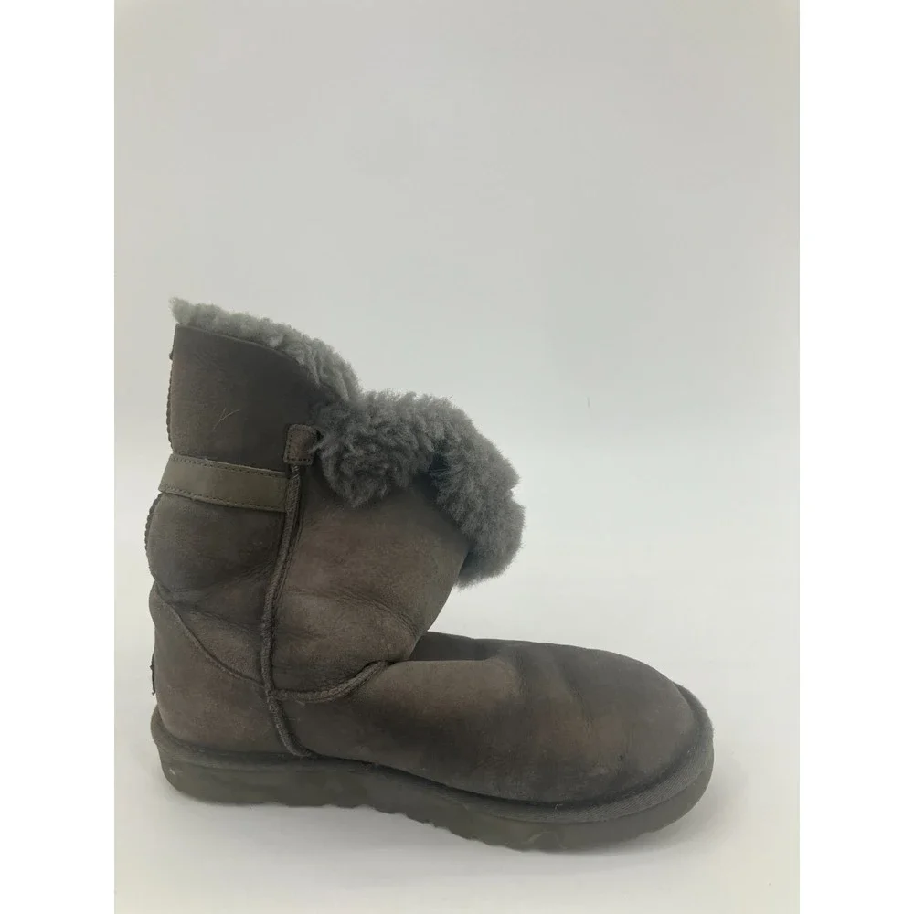 UGG Nash 1012446 Winter Boots Womens‎ US 9 Gray Round Toe Sheepskin Lined Cozy